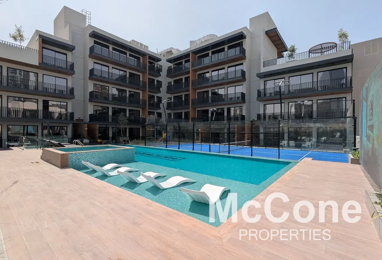 Plus Storage | Pool View | Available to Move-in