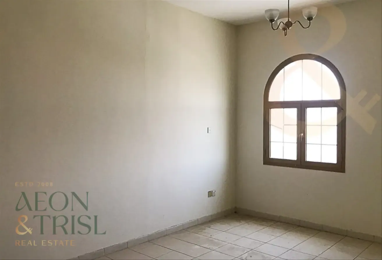 Large 1 Bhk with balcony |good ROI | Spain cluster