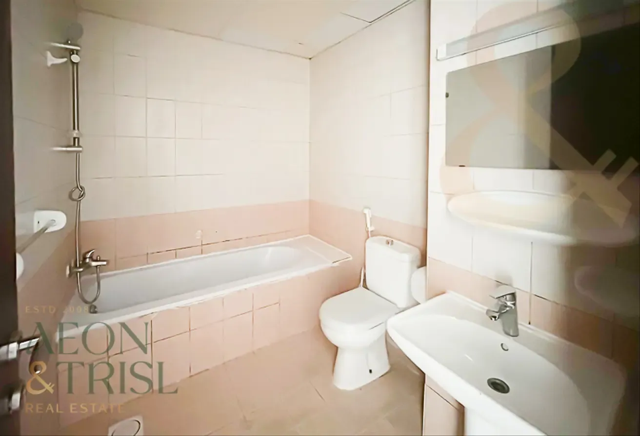 Large 1 Bhk with balcony |good ROI | Spain cluster
