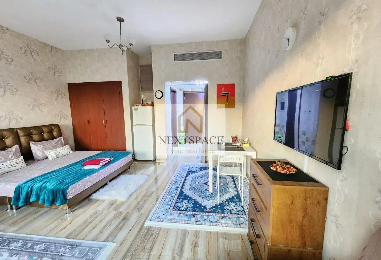Furnished Studio | Balcony | Spain Cluster