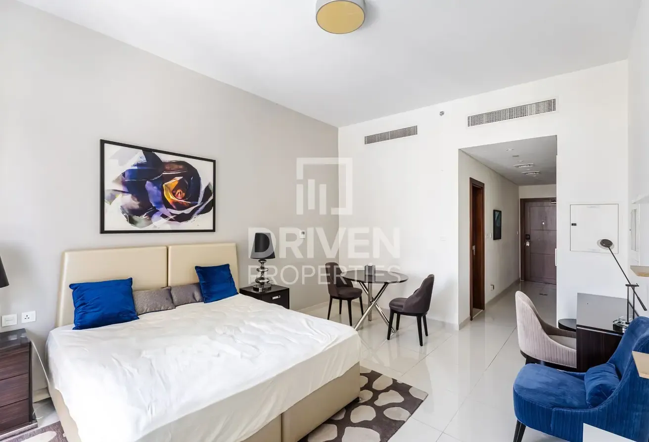Tenanted | Spacious Studio | Fully Furnished