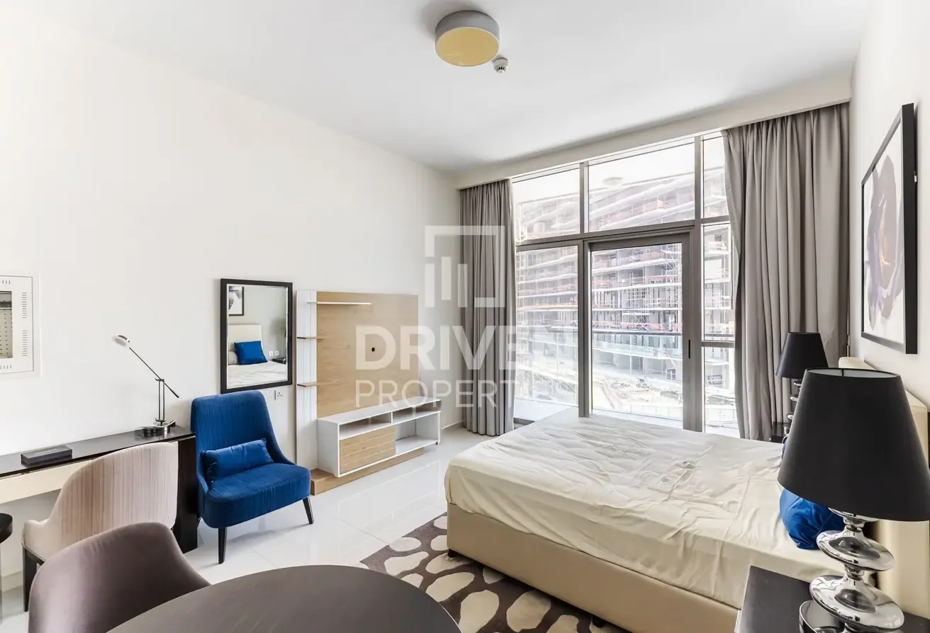 Tenanted | Spacious Studio | Fully Furnished
