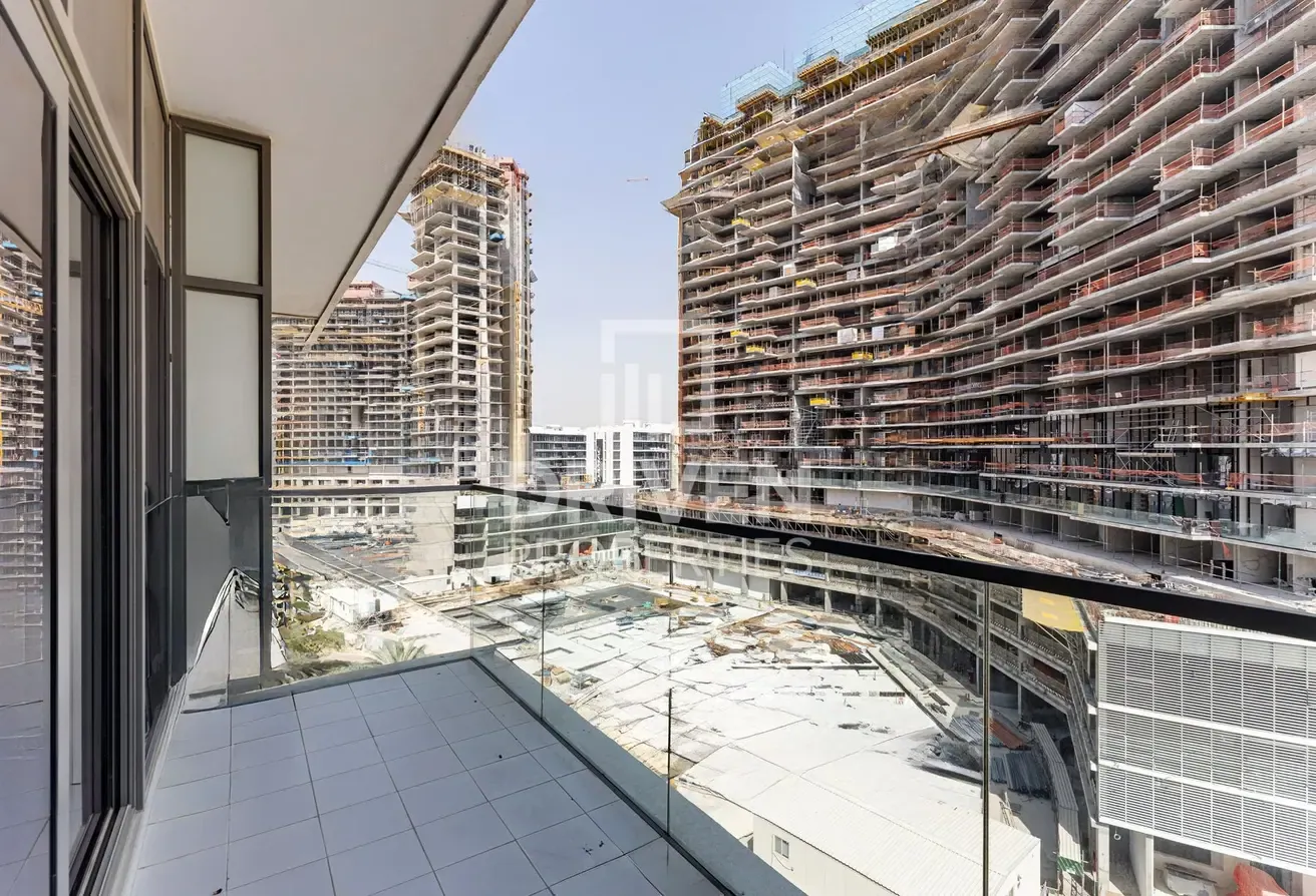 Tenanted | Spacious Studio | Fully Furnished