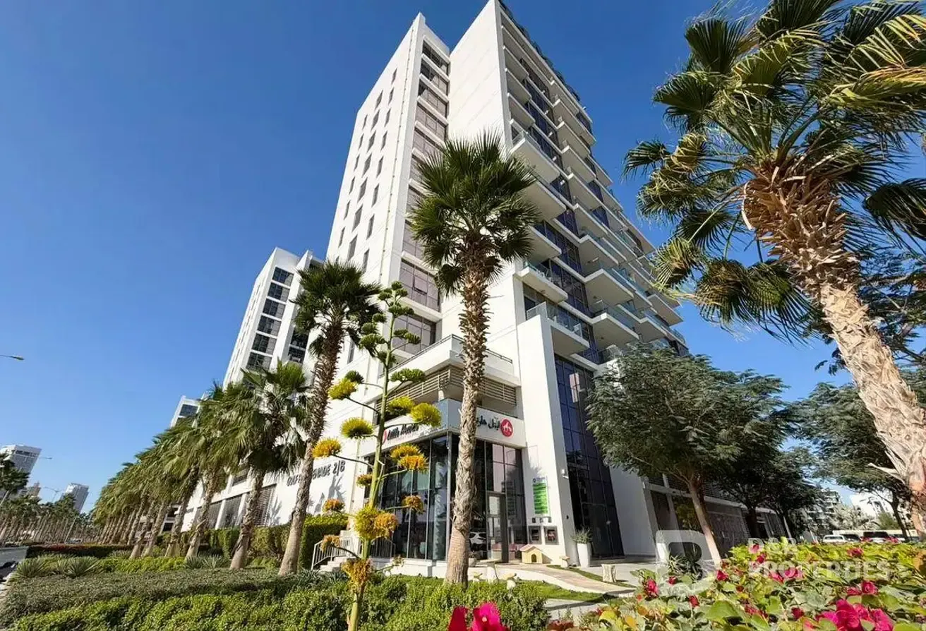 Well Priced | High Floor | Golf View | Furnished