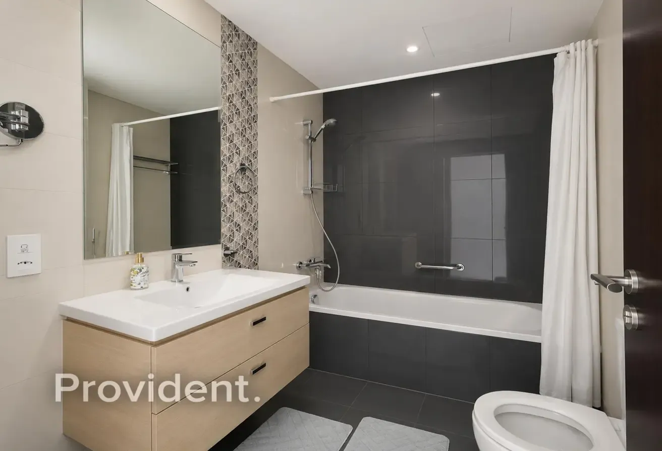 Tenanted | High Floor | Ideal Investment