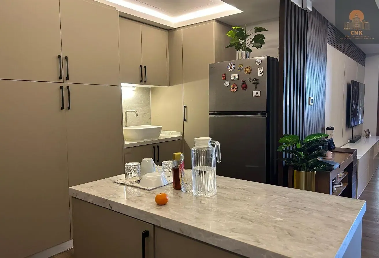 Stunning golf view | Upgraded Unit | huge Layout