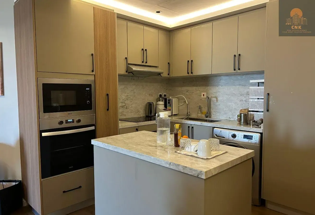 Stunning golf view | Upgraded Unit | huge Layout