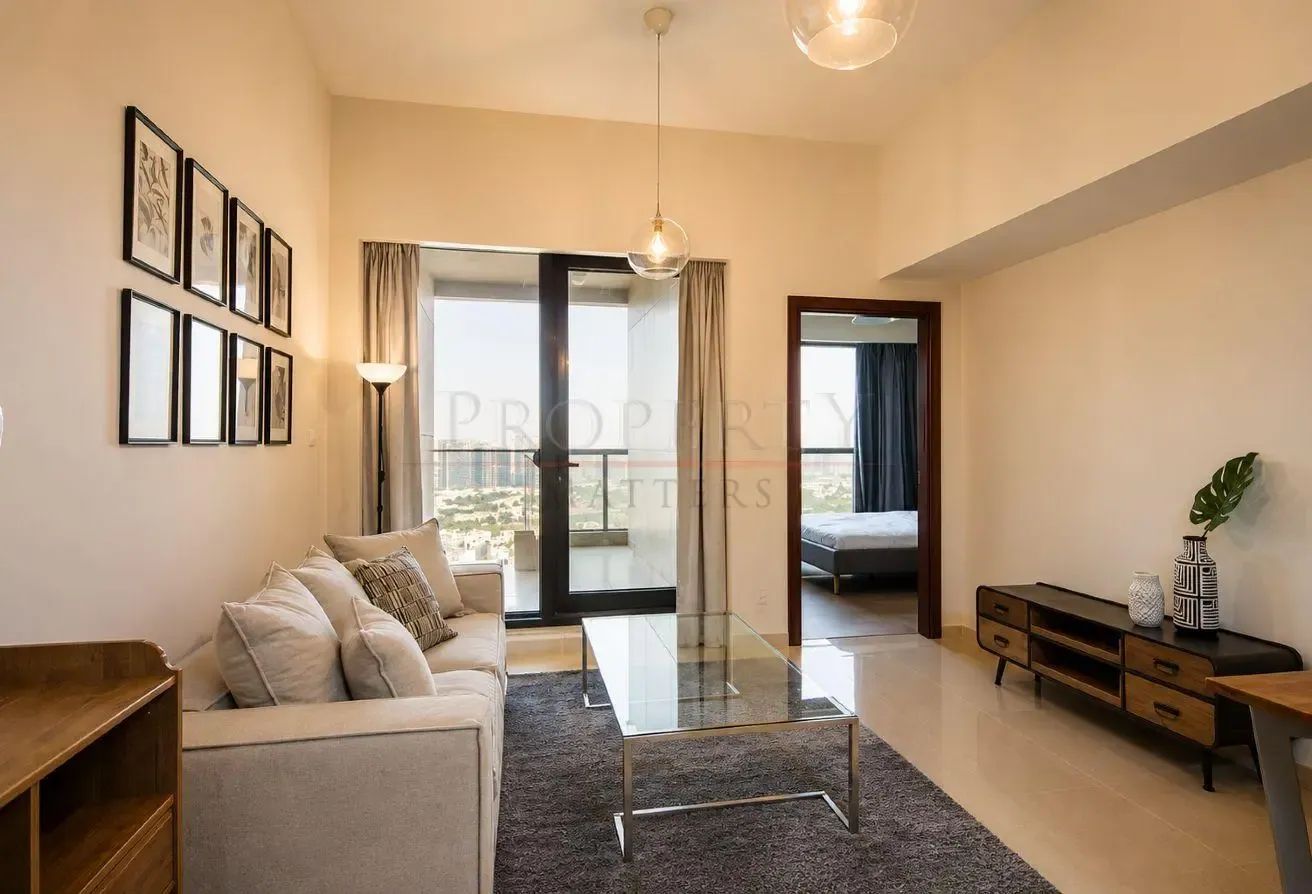 GOLF COURSE VIEW | FURNISHED | SPACIOUS