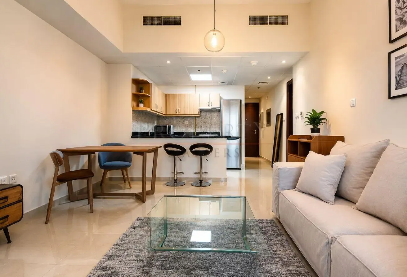 GOLF COURSE VIEW | FURNISHED | SPACIOUS