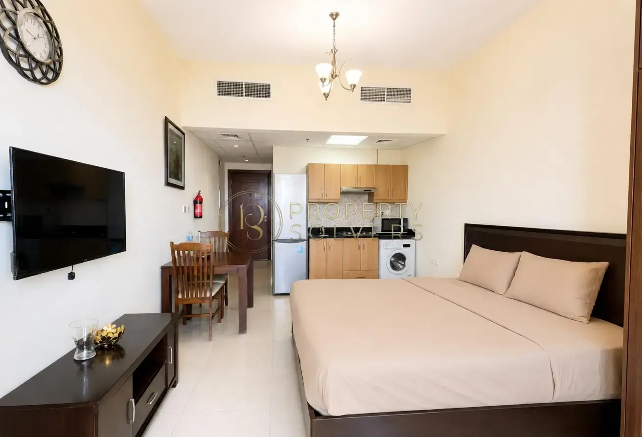 Fully Furnished| Huge STD Layout | Well-Maintained