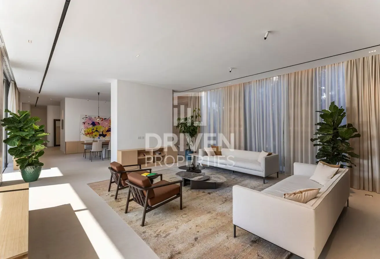 Luxury Villa | Quality Finish | Beach Access