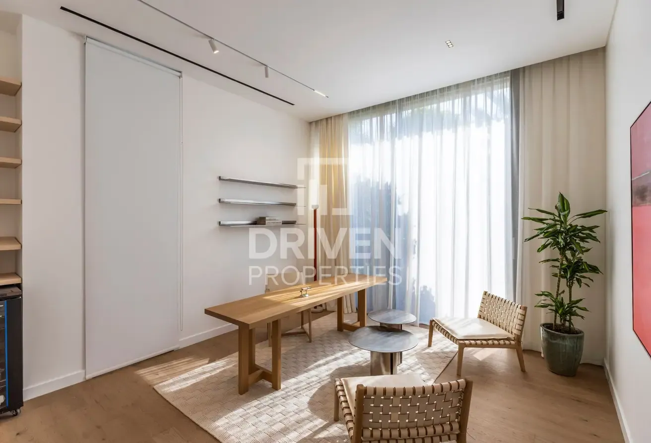 Luxury Villa | Quality Finish | Beach Access