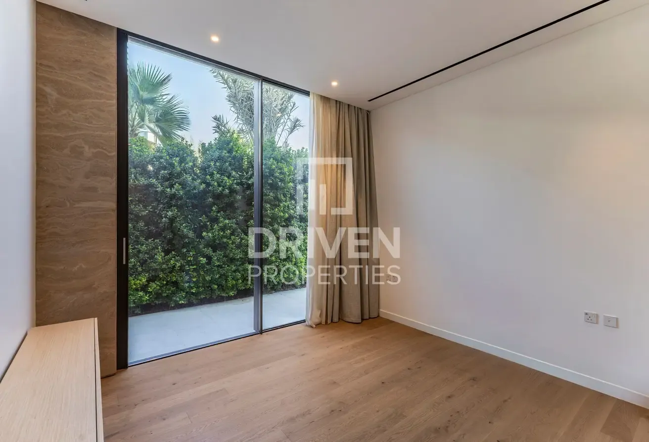 Luxury Villa | Quality Finish | Beach Access