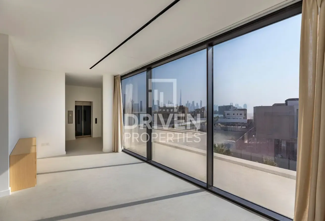Luxury Villa | Quality Finish | Beach Access