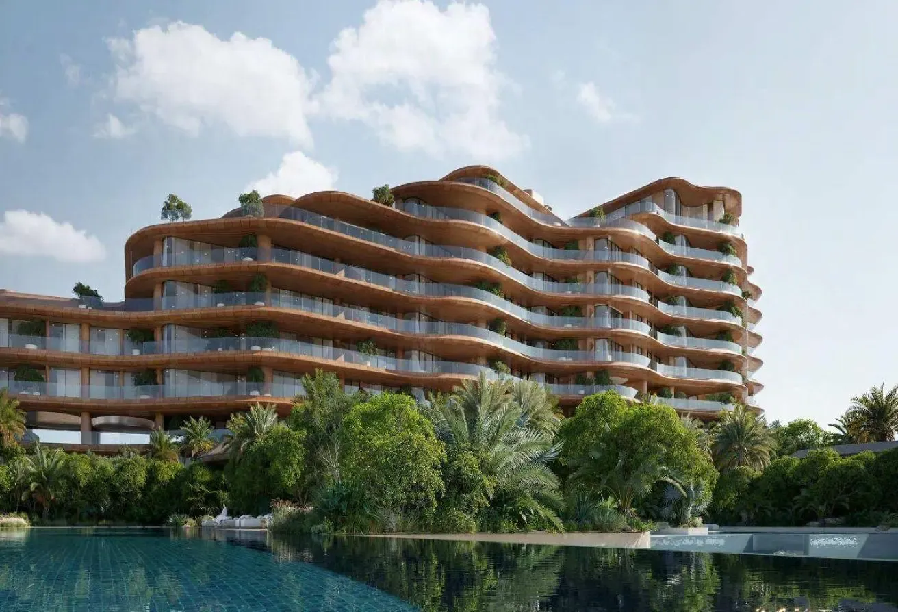 Luxurious Mansion | Large Plot | Book Now!