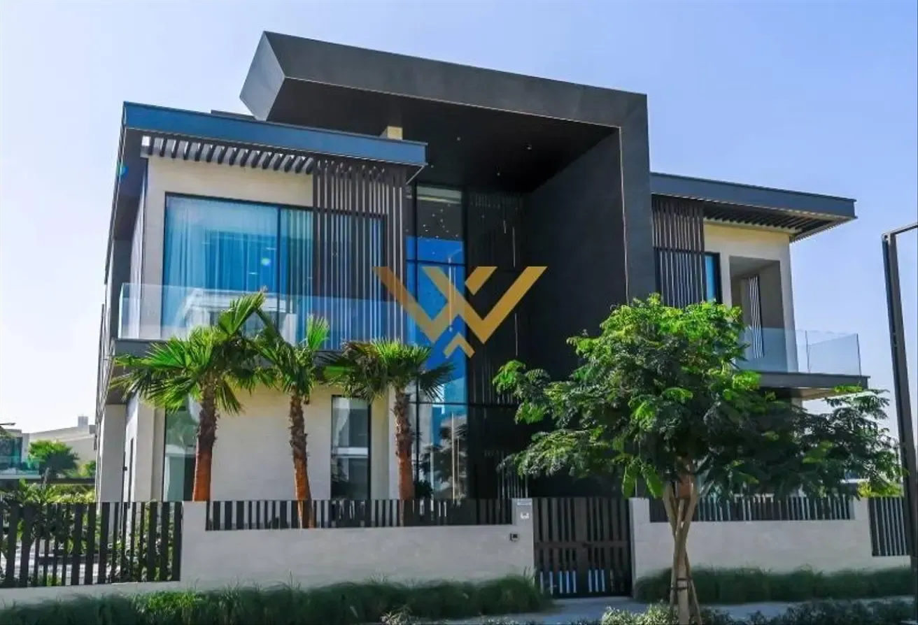 7BR Custom Villa | Private Pool | Rooftop Lounge