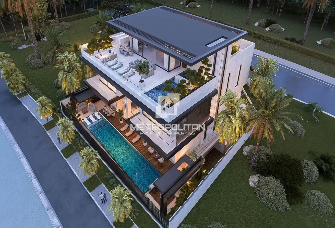 Waterfront | Custom Made | Investment Opportunity