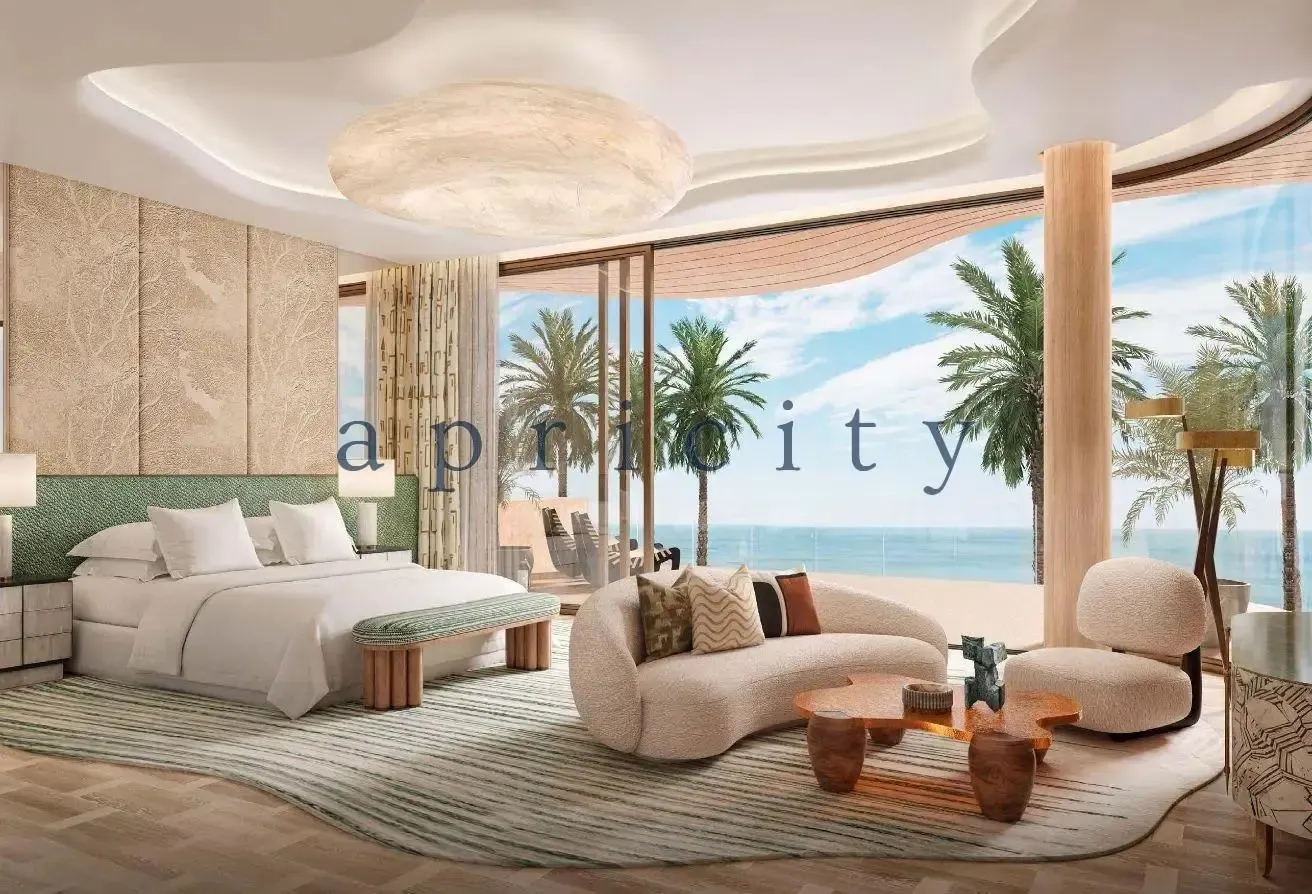 7 Bedroom Seafront Mansion | Signature Villa