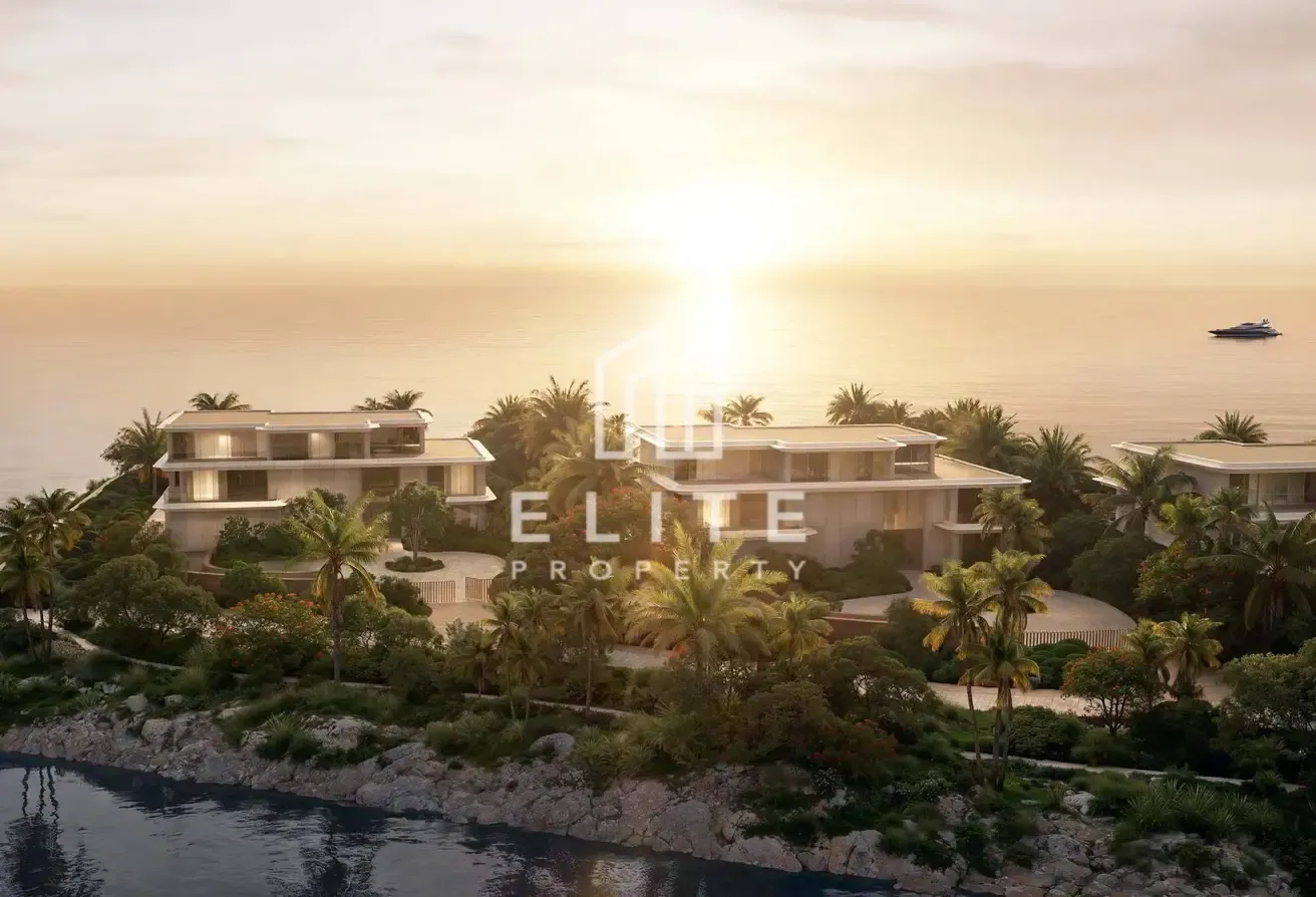 THE MOST LUXURIOUS VILLA ON THE BEACH IN DUBAI