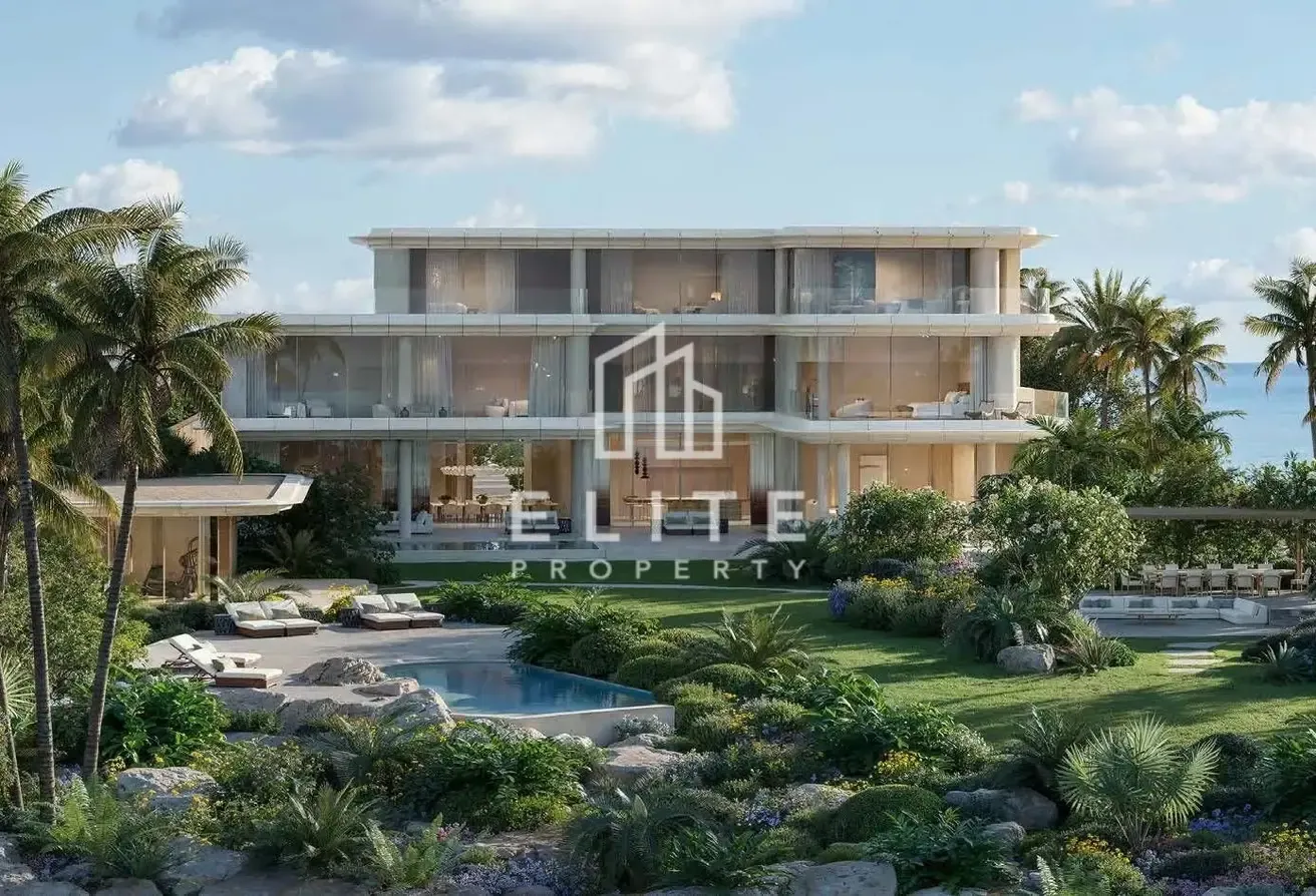 THE MOST LUXURIOUS VILLA ON THE BEACH IN DUBAI
