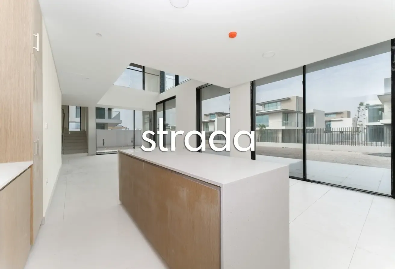 Golden Beach | Family Leaving | Best Price