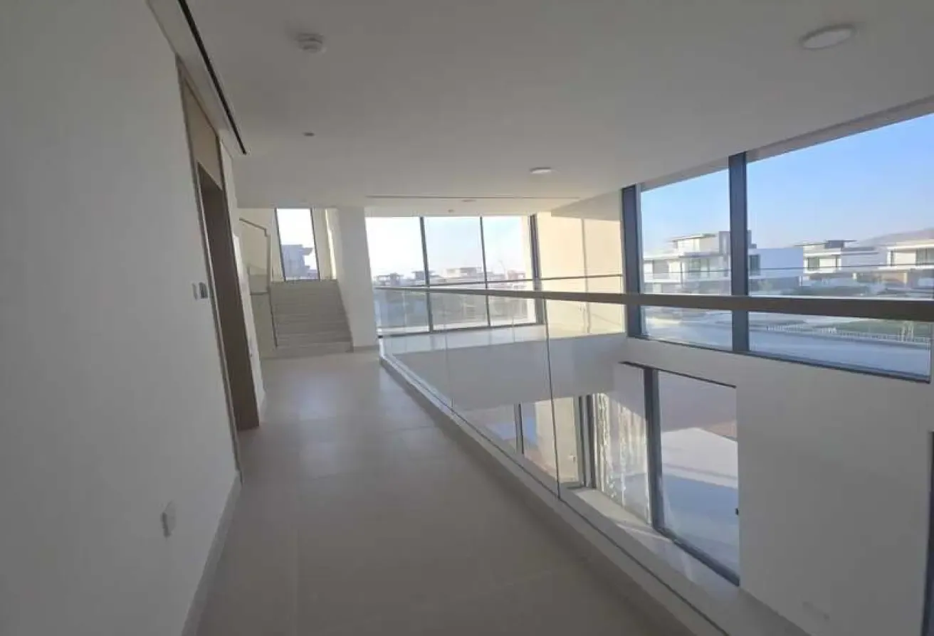 Luxury 4BR Villa | Private Garden | The Valley