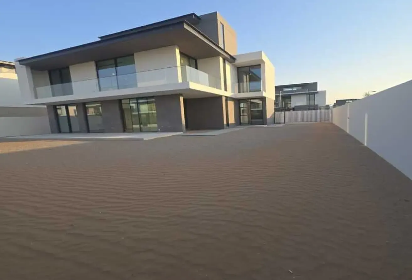 Luxury 4BR Villa | Private Garden | The Valley