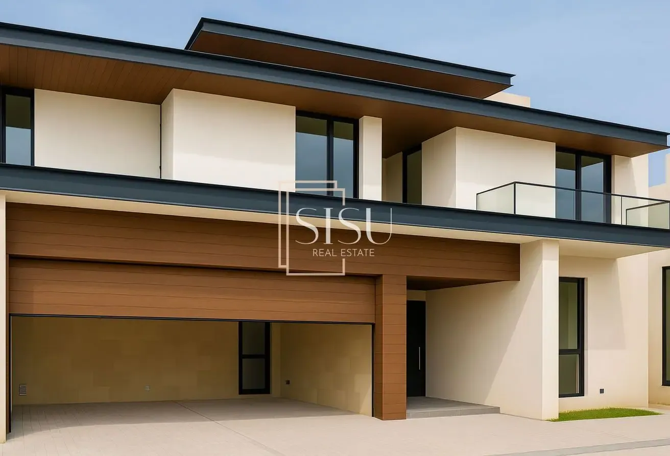 Big Plot | Prime Location | Close to Entrance