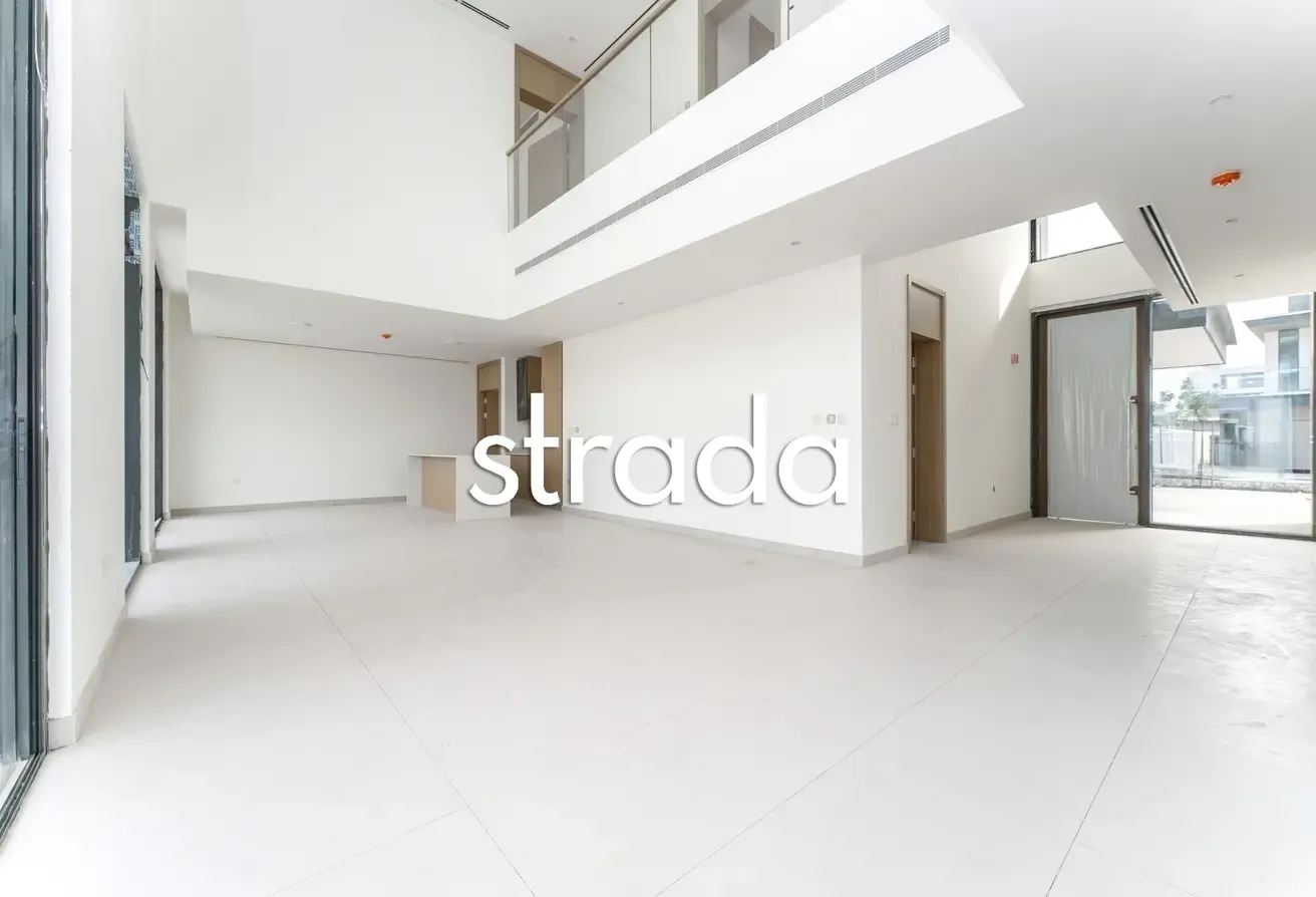 Best Location | Large Plot | Completion nearby