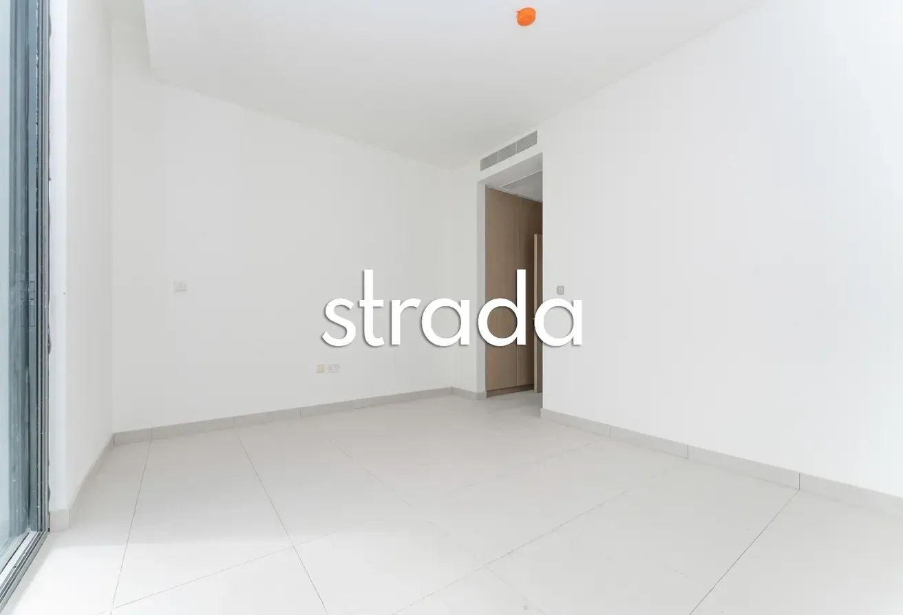 Best Location | Large Plot | Completion nearby