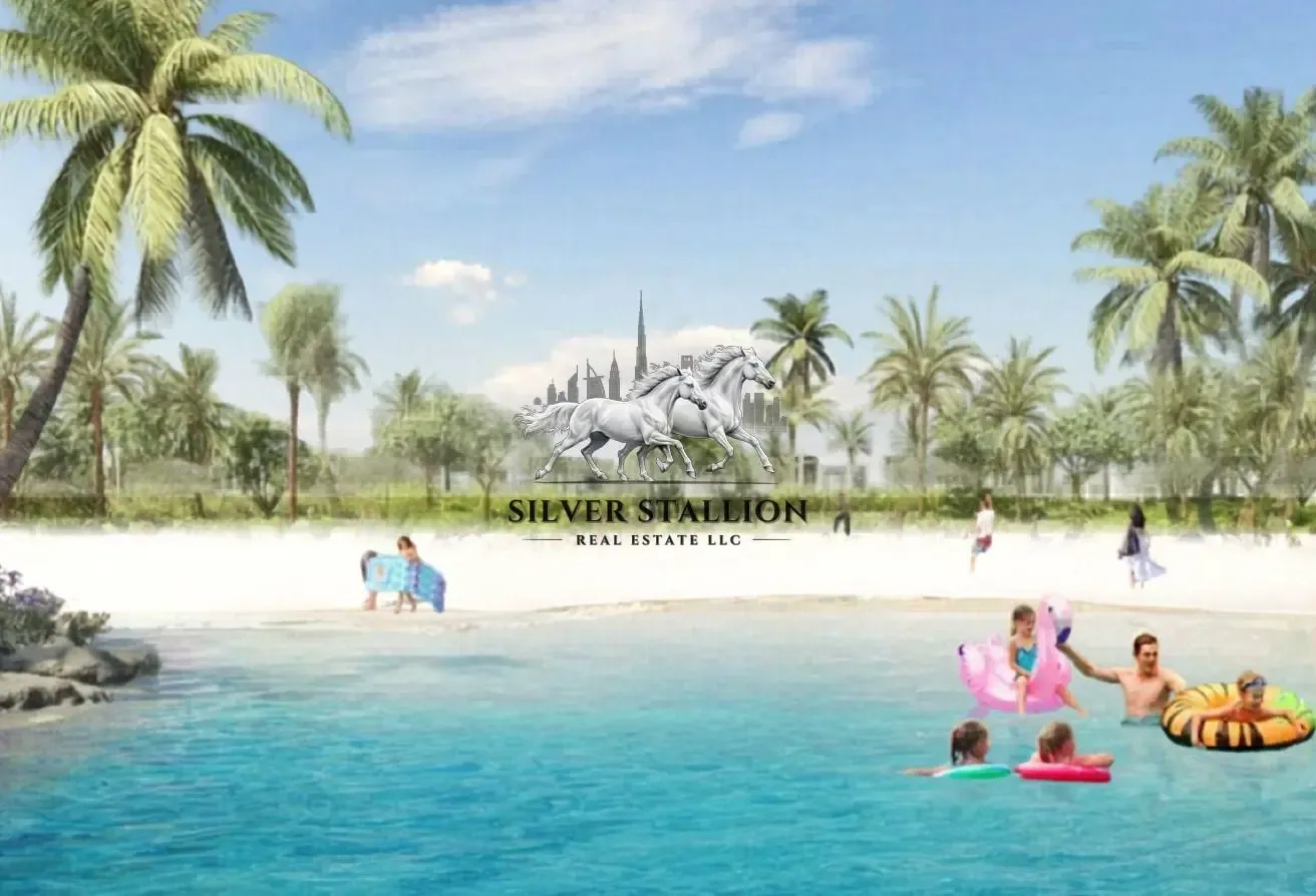 Luxury Living | 4BEDROOM Villa | Massive Plot
