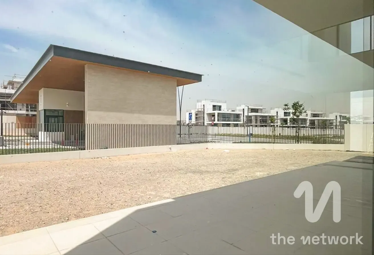 Largest Plot | Payment Plan | Single Row