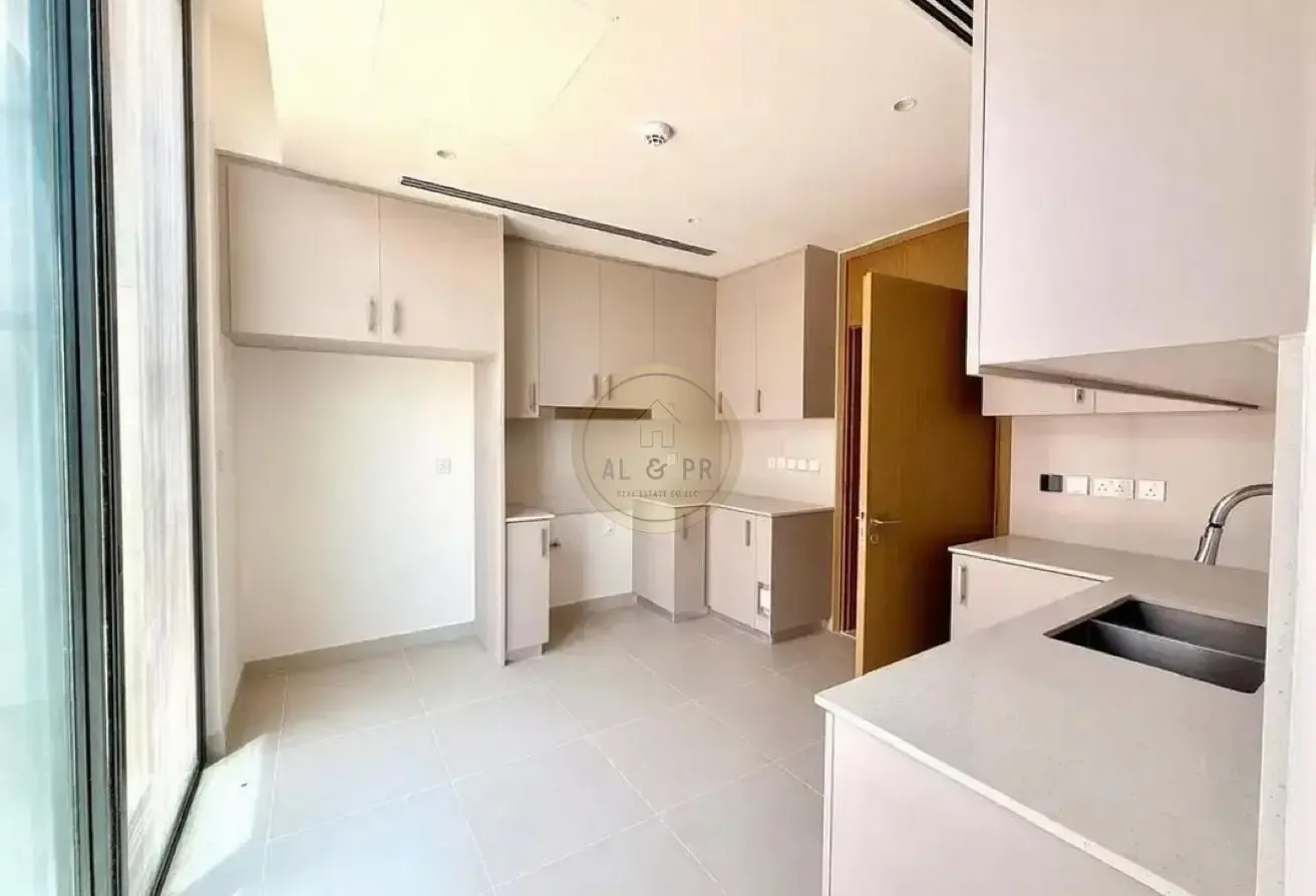 Standalone Villa l Large Plot l Handing over