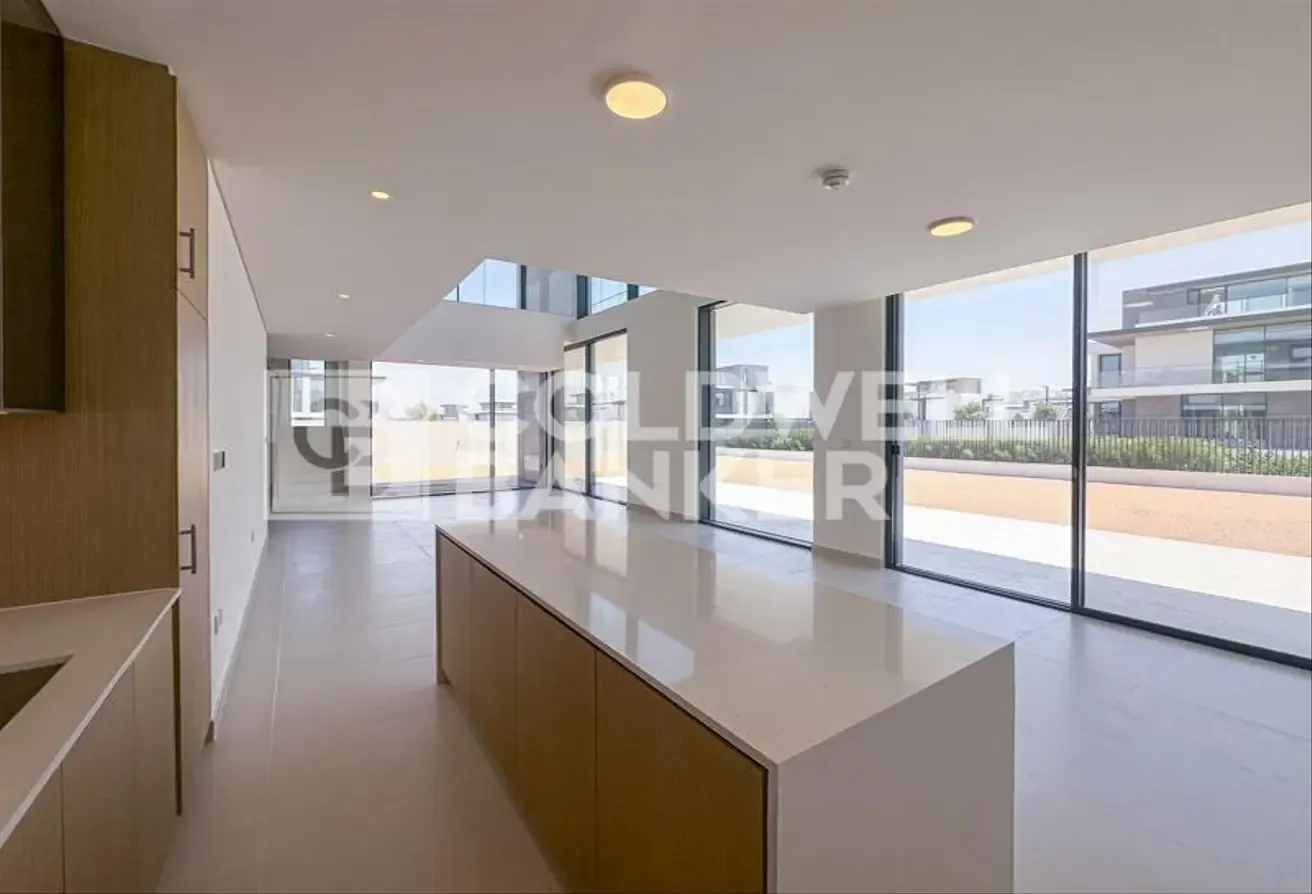 Corner End unit | Big Plot | Brand New