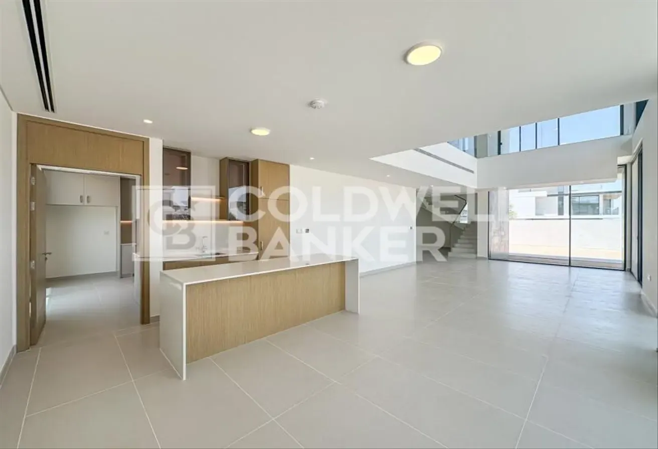 Corner End unit | Big Plot | Brand New