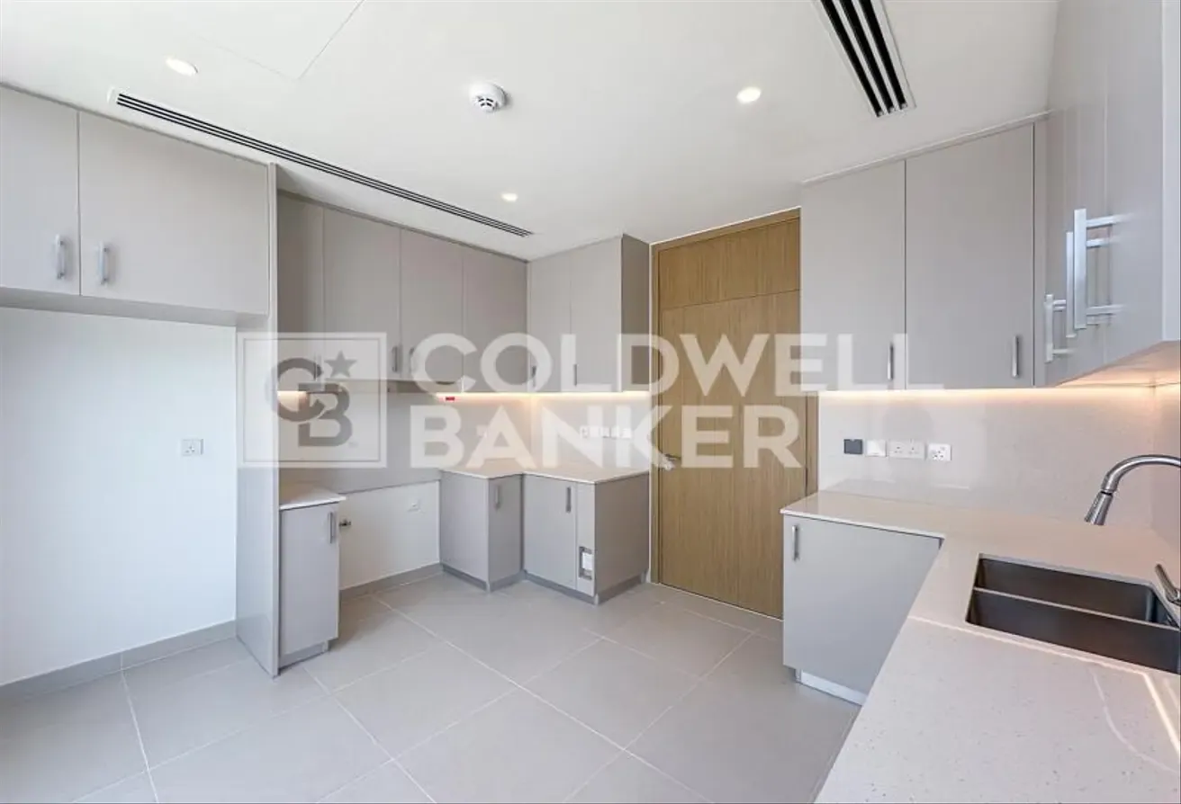 Corner End unit | Big Plot | Brand New