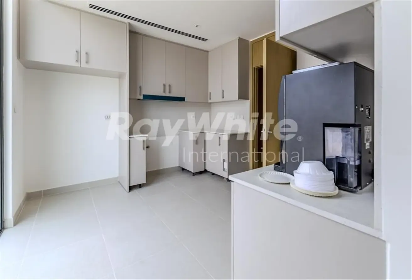 Best Price| Single Row | Ready to Move In