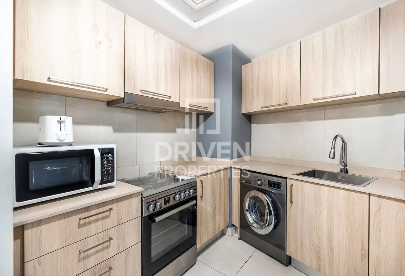 Furnished Apt | High Floor and Pool View