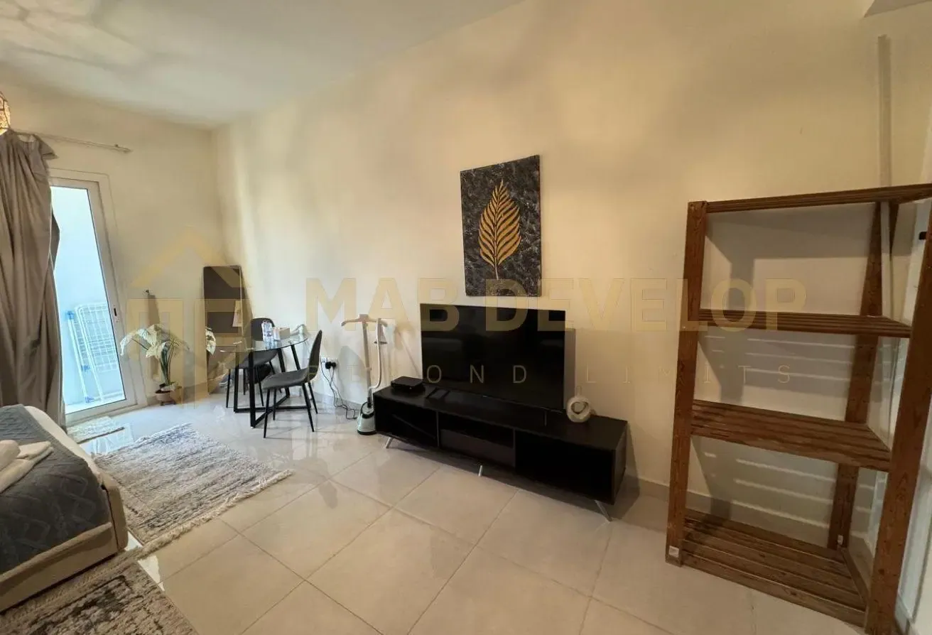 Motivated Seller | Tenanted | High Floor