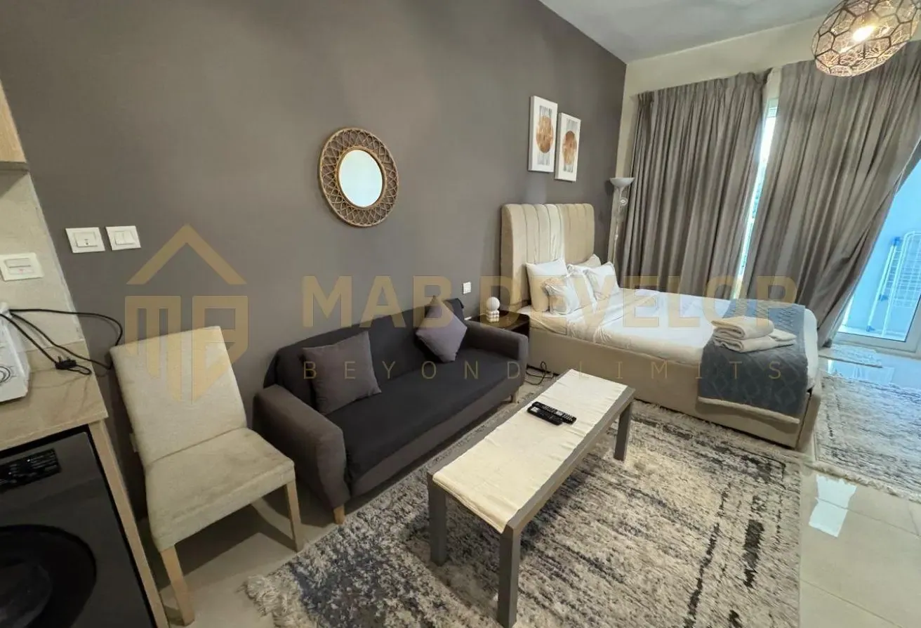 Motivated Seller | Tenanted | High Floor