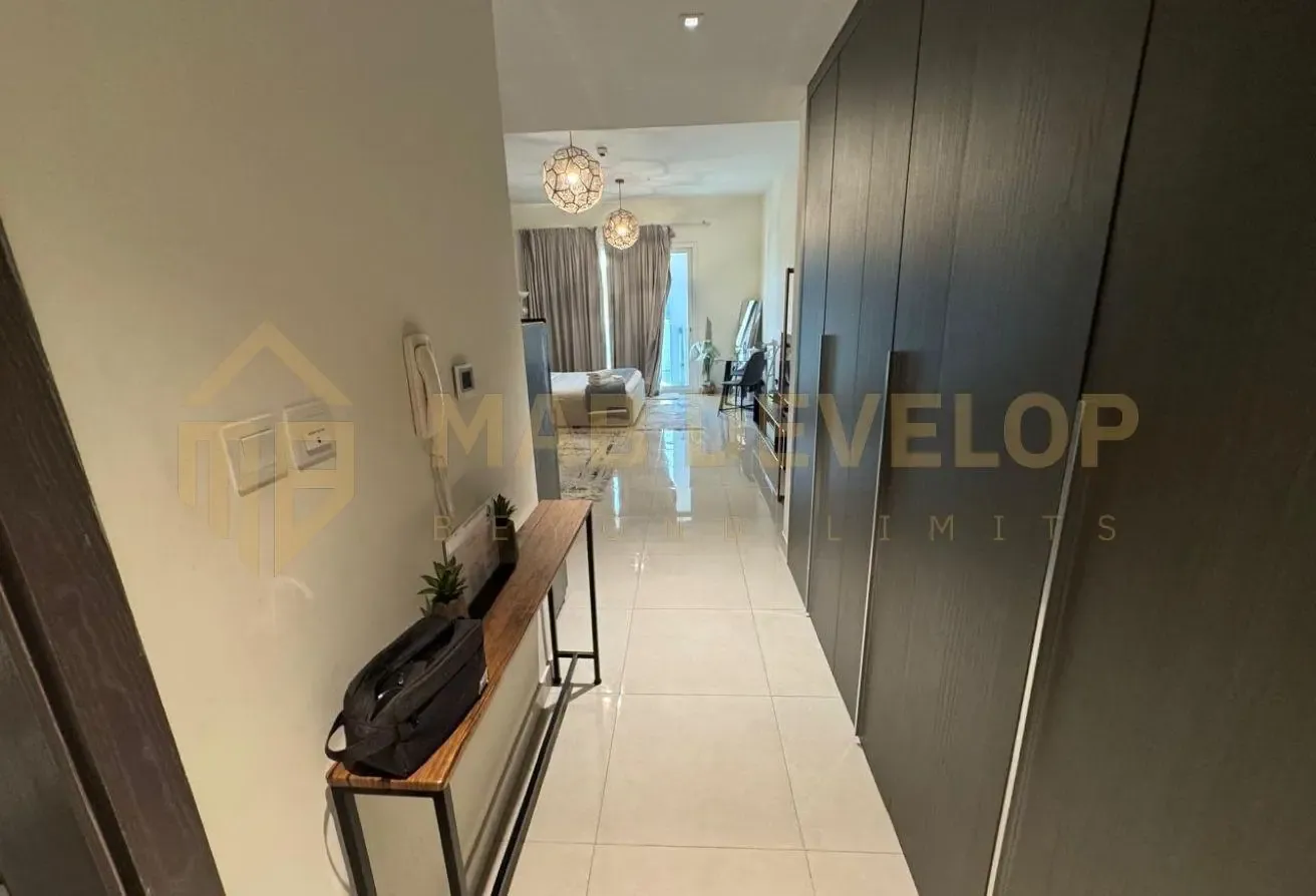 Motivated Seller | Tenanted | High Floor