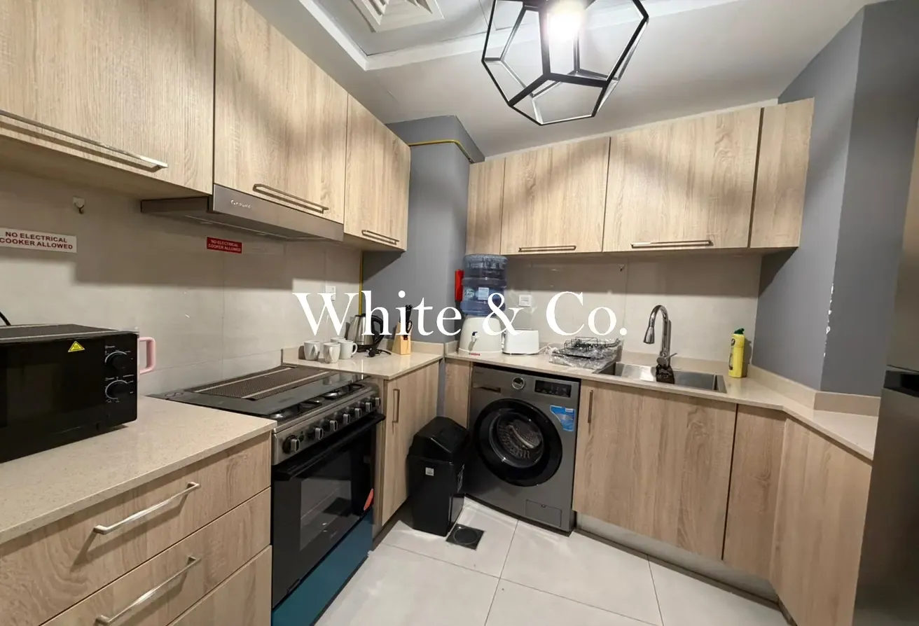 Fully furnished |Prime location| Spacious