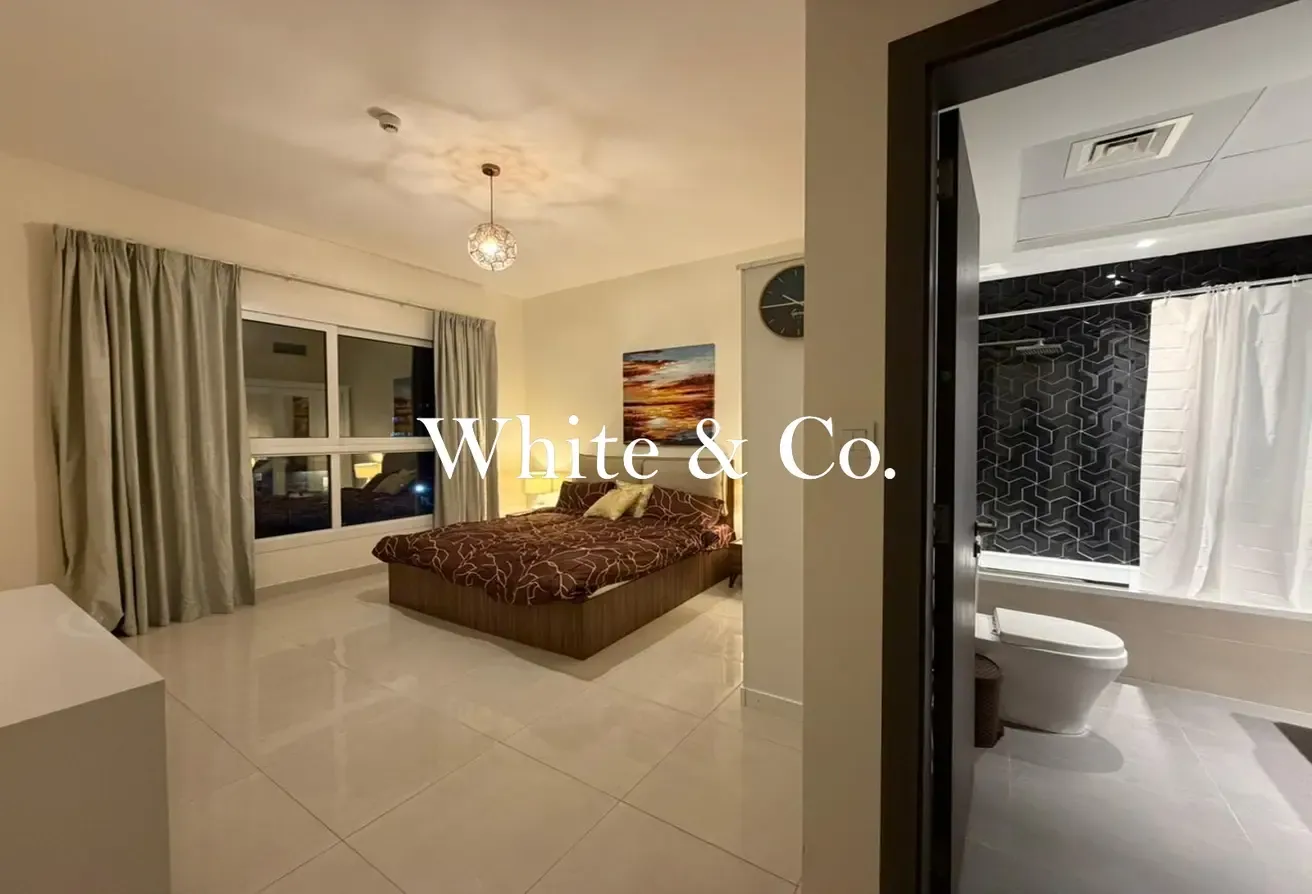 Fully furnished |Prime location| Spacious