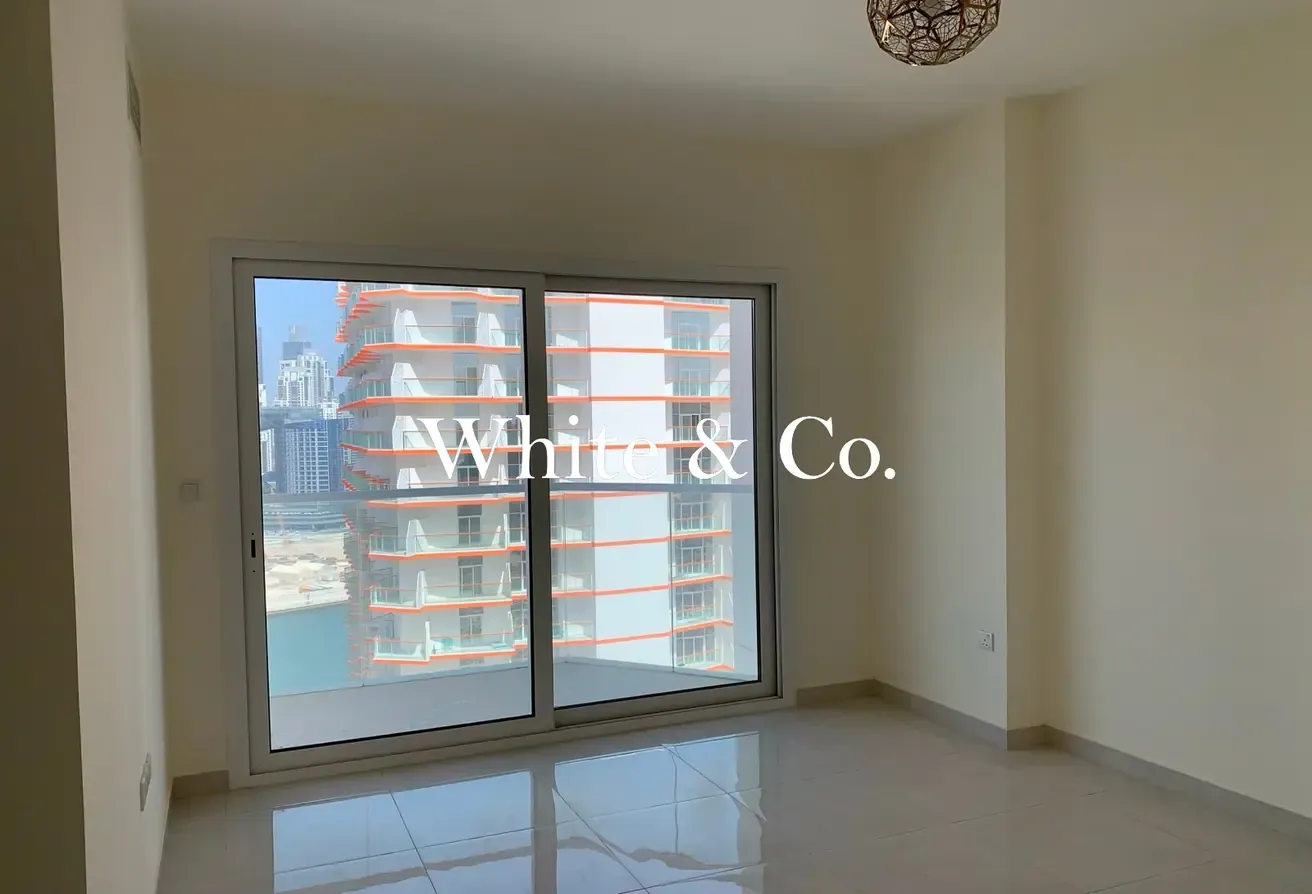 High floor | Vacant | Prime location