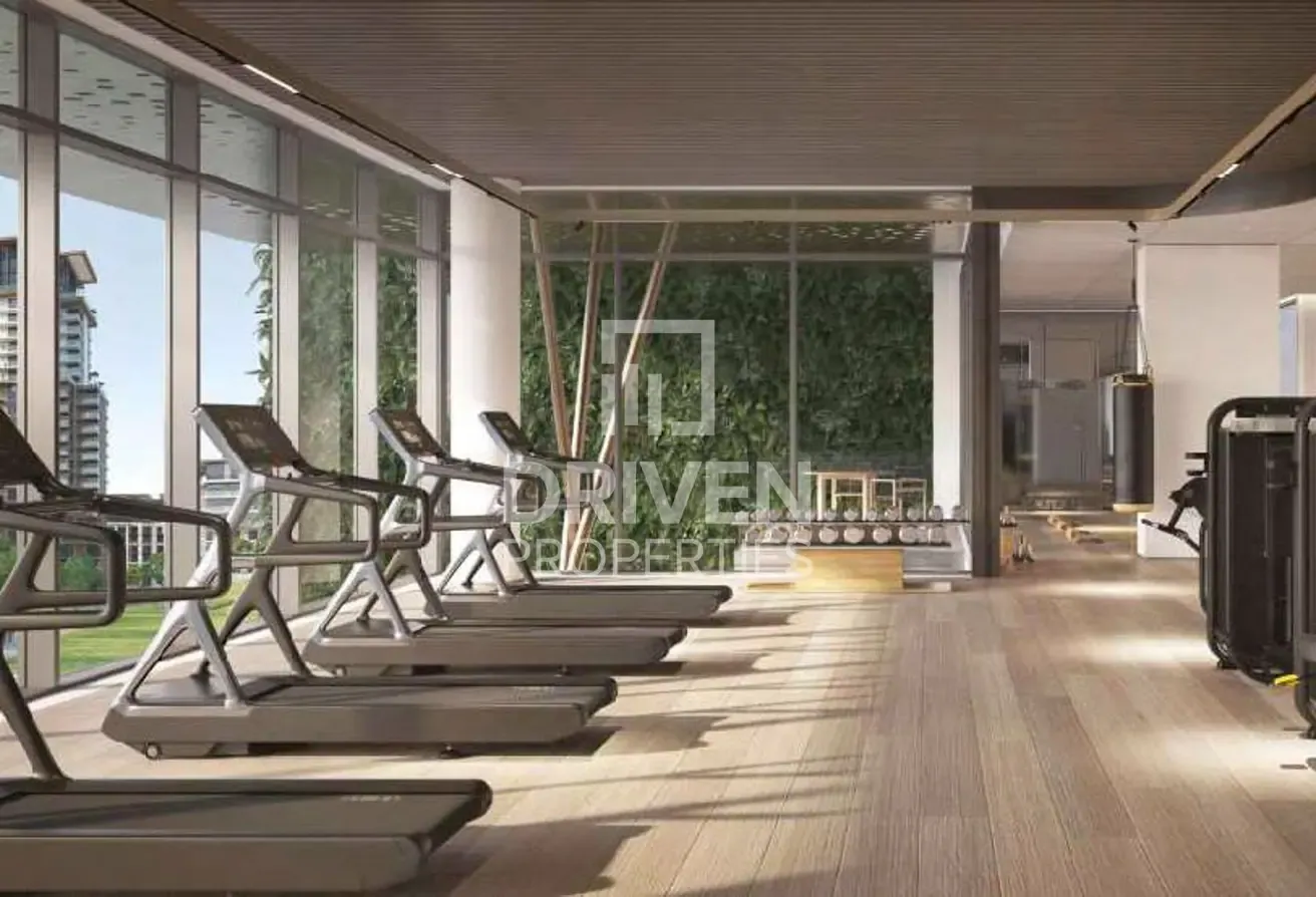 Motivated Seller | Stunning and Modern Apt