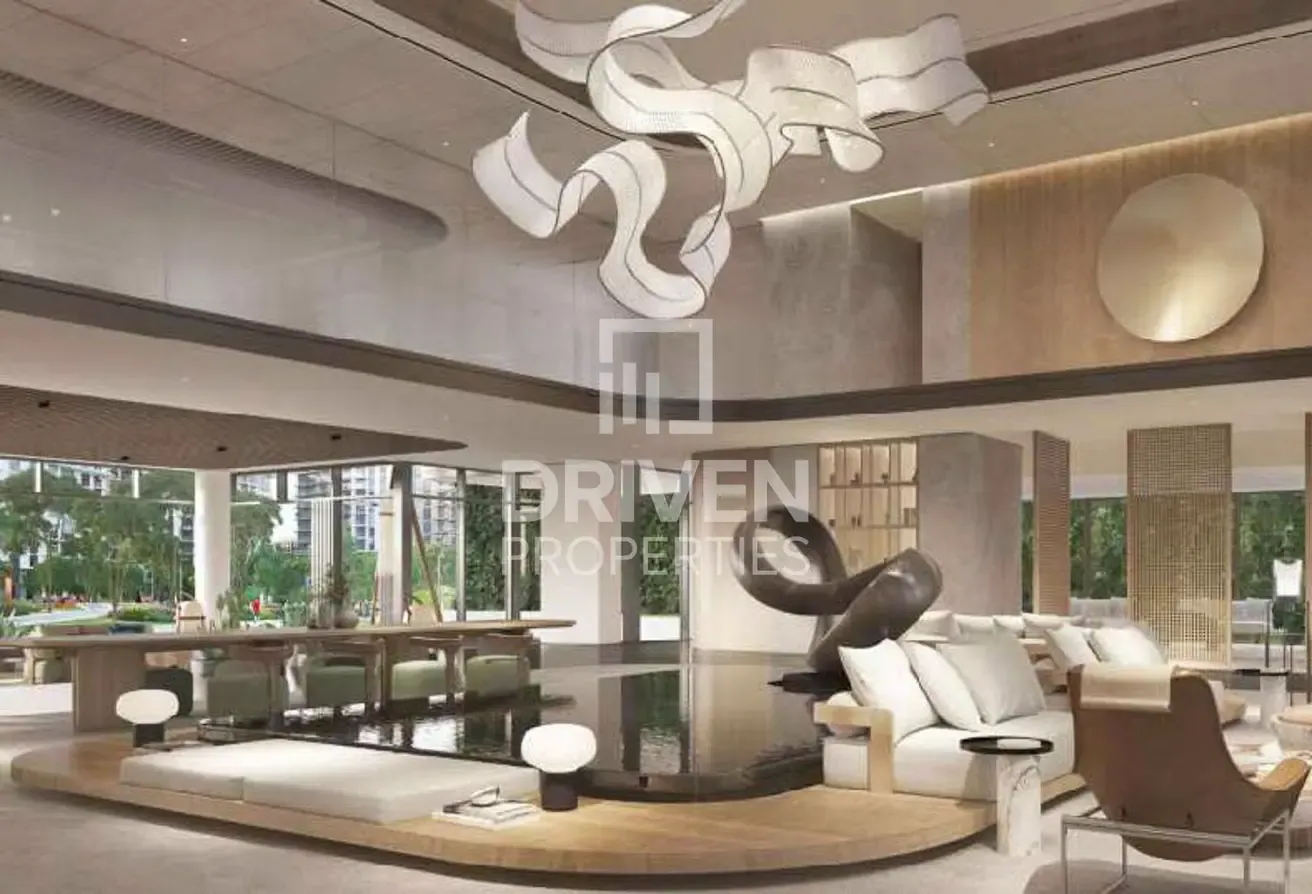 Motivated Seller | Stunning and Modern Apt
