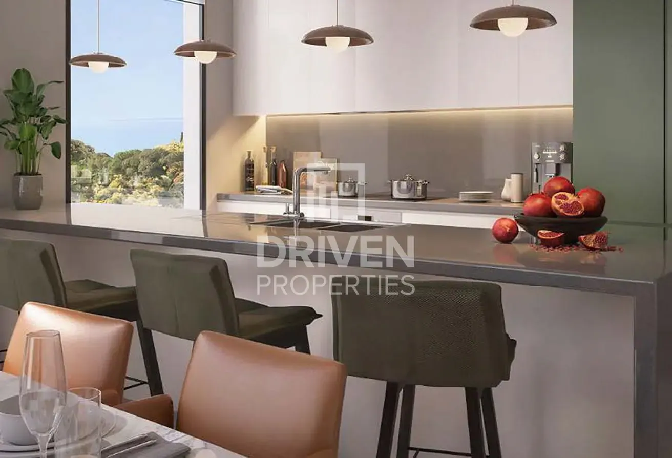 Motivated Seller | Stunning and Modern Apt