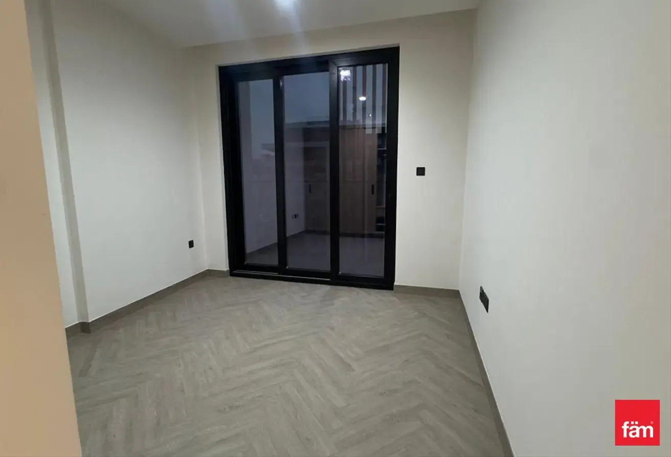 1 Bedroom + Maid | Modern Living