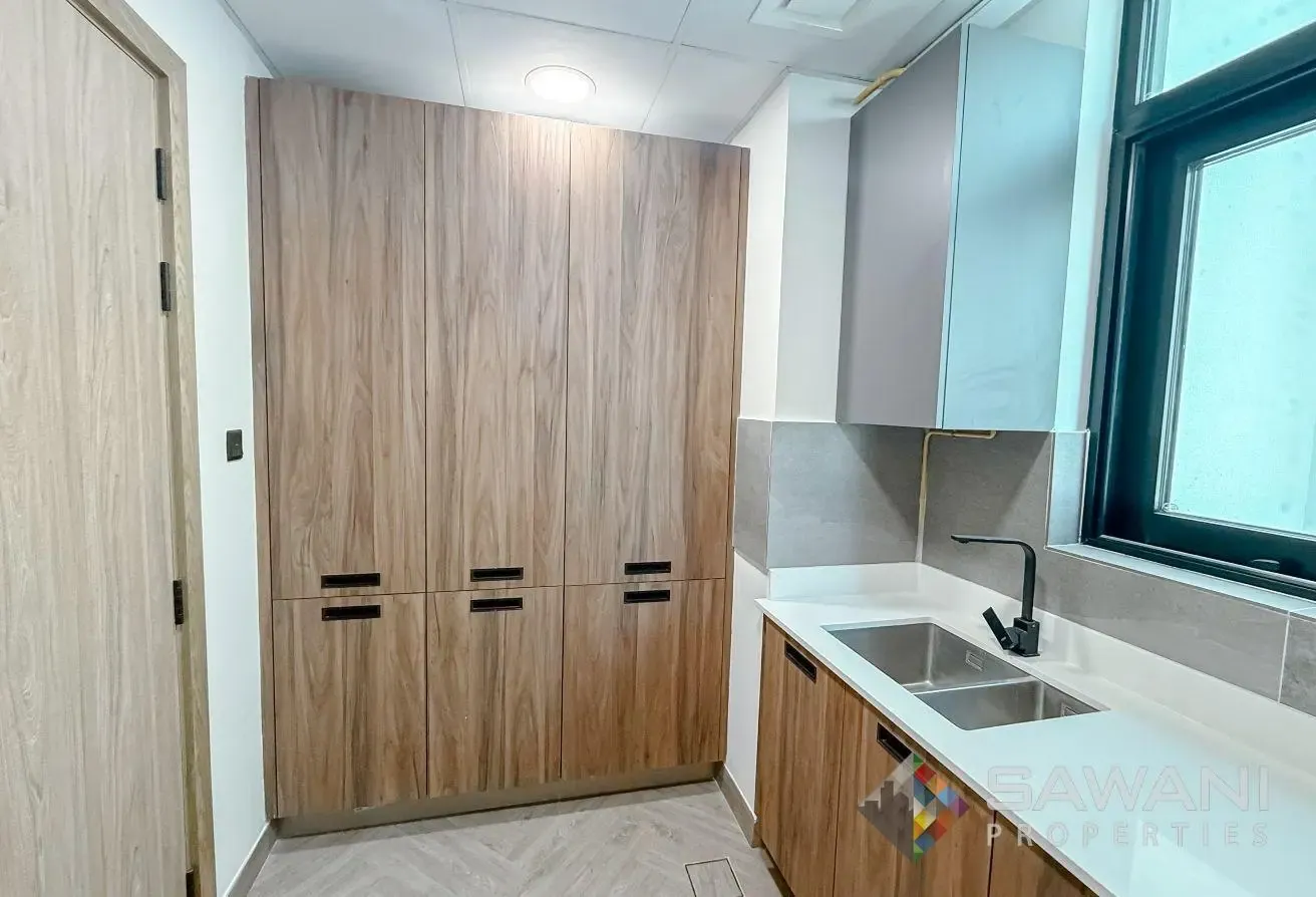 Sunny High-Floor 1BR+Maid | Dishwasher in JVC