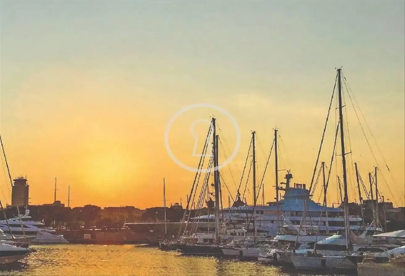 Ready Primary | Waterfront Luxury Living | La Mer